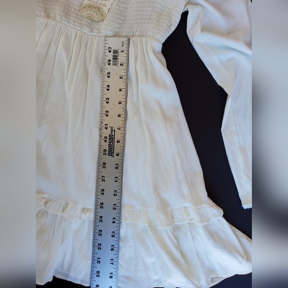 Alter'd State NWT white Boho baby-doll dress with shirred bodice - Picture 5 of 10